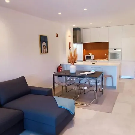 Апартаменти 209 Modern In Close To Everything Албуфейра